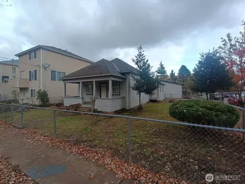1922 15th Ave S, Seattle, WA 98144