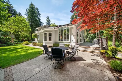 11202 Greystone Dr SW, Lakewood, WA 98499