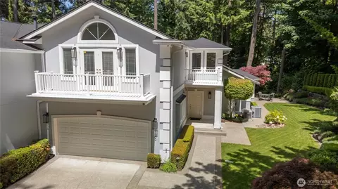 11202 Greystone Dr SW, Lakewood, WA 98499