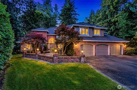 21310 NE 101st Ct, Redmond, WA 98053
