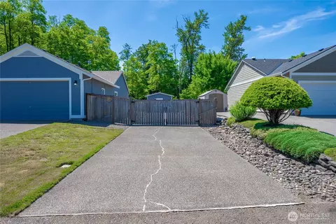 Exterior - 15020 148th St E, Orting, WA 98360 photo 11 of 12