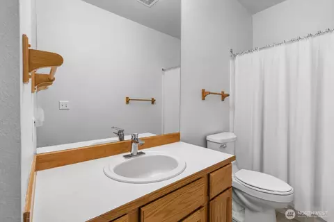 Bath - 15020 148th St E, Orting, WA 98360 photo 2 of 2