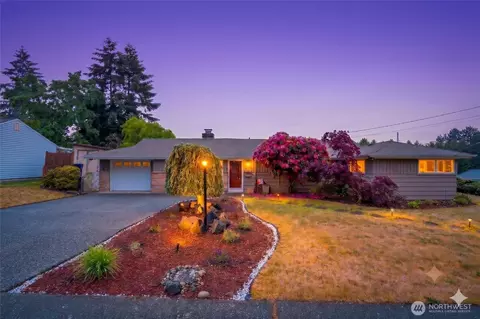24303 59th Ave W, Mountlake Terrace, WA 98043