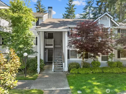 23339 Cedar Way #A-205, Mountlake Terrace, WA 98043
