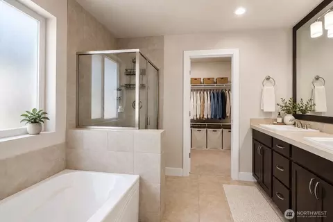 Bath - 19607 25th Dr SE, Bothell, WA 98012 photo 2 of 4