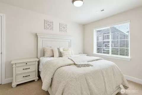 Bedroom - 19607 25th Dr SE, Bothell, WA 98012 photo 2 of 5