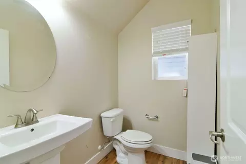 Bath - 19607 25th Dr SE, Bothell, WA 98012 photo 1 of 4