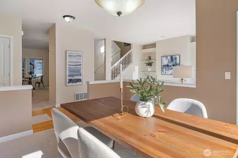 Dining - 9804 NE Riverbend Dr #B-101, Bothell, WA 98011 photo 2 of 3