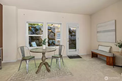 Dining - 9804 NE Riverbend Dr #B-101, Bothell, WA 98011 photo 3 of 3
