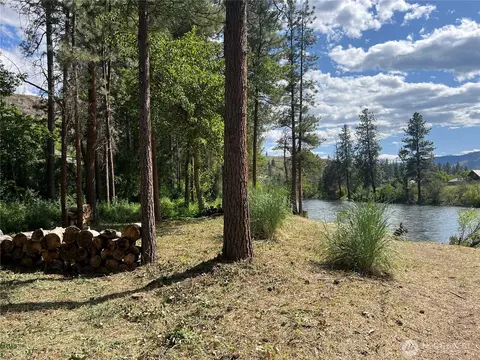 Exterior - 3 A Ross Rd, Twisp, WA 98856 photo 3 of 14