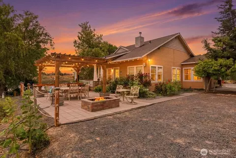 3481 Valley Rd, Moses Lake, WA 98837