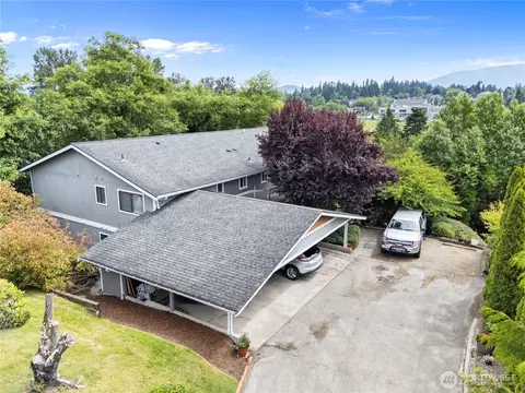 1523 Sunset Pl, Mount Vernon, WA 98273