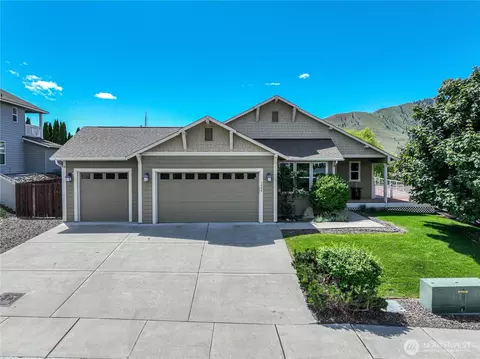 1000 Sunset Ln, Chelan, WA 98816