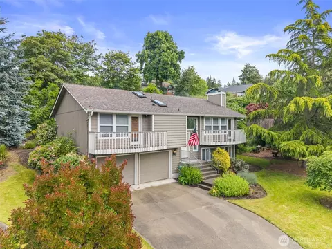 811 Union Ave, Steilacoom, WA 98388