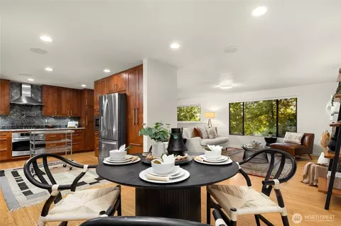 Dining - 19011 27th Dr SE, Bothell, WA 98012 photo 3 of 3