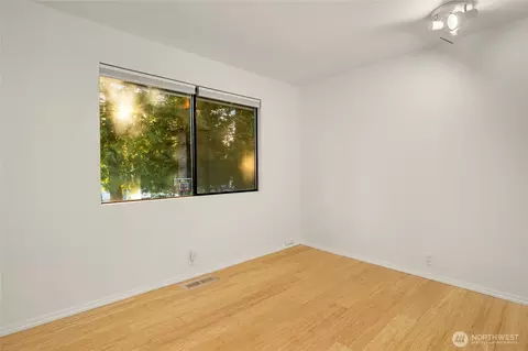 Bedroom - 19011 27th Dr SE, Bothell, WA 98012 photo 1 of 8