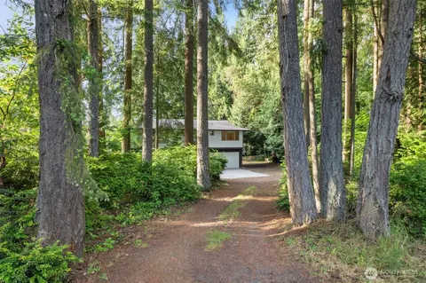 8785 SE Sedgwick Rd, Port Orchard, WA 98366
