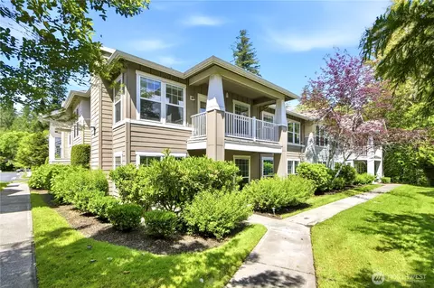 22669 NE Alder Crest Dr #201, Redmond, WA 98053