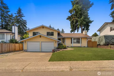 31721 4th Ave S, Federal Way, WA 98003