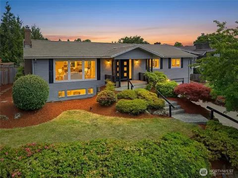 1310 121st Ave SE, Bellevue, WA 98005