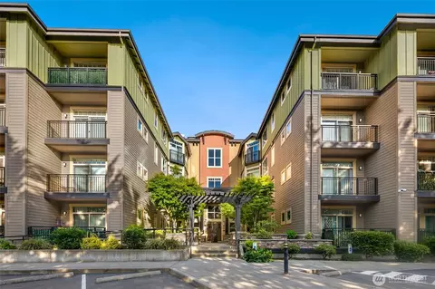 15730 116th Ave NE #405, Bothell, WA 98011