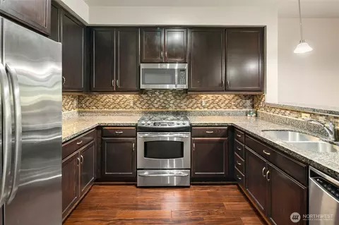 Kitchen - 15730 116th Ave NE #405, Bothell, WA 98011 photo 2 of 5