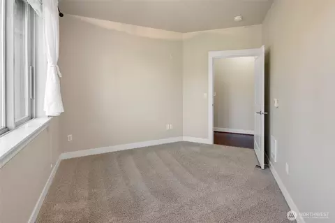 Bedroom - 15730 116th Ave NE #405, Bothell, WA 98011 photo 3 of 3