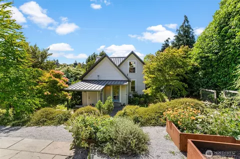 4048 37th Ave S, Seattle, WA 98118