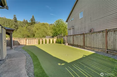 Exterior - 5913 164th Avenue Ct E, Sumner, WA 98390 photo 5 of 6