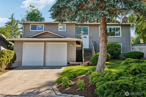 12416 SE 211th Pl, Kent, WA 98031