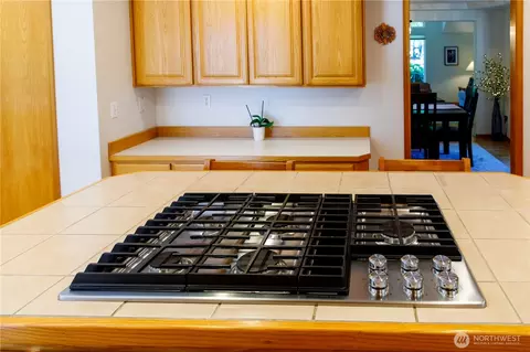 Kitchen - 9634 Regency Loop SE, Olympia, WA 98513 photo 5 of 6