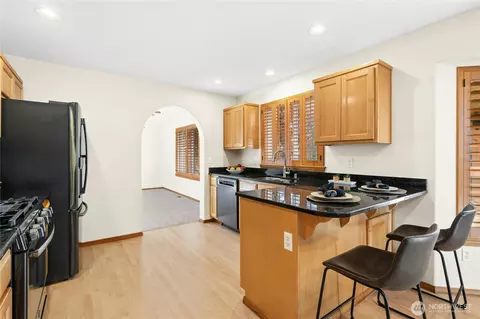 Kitchen - 15507 Cedar Pl SE, Monroe, WA 98272 photo 1 of 5