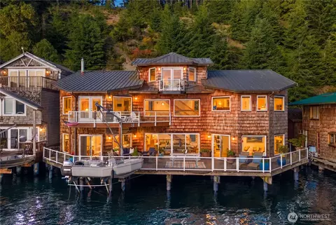 26 N Salmon Bch, Tacoma, WA 98407