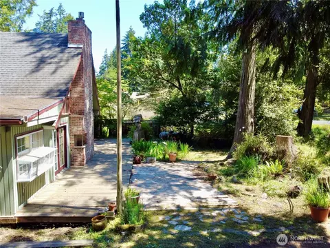 Exterior - 1191 Towne Rd, Sequim, WA 98382 photo 2 of 8