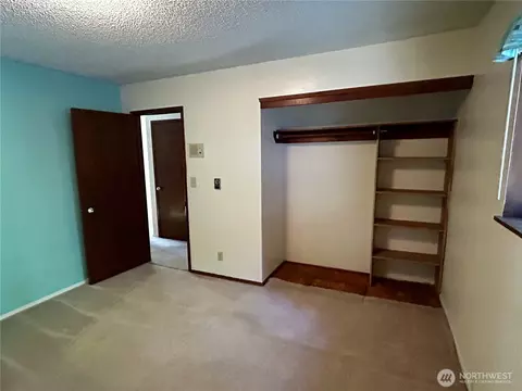Bedroom - 1191 Towne Rd, Sequim, WA 98382 photo 2 of 7