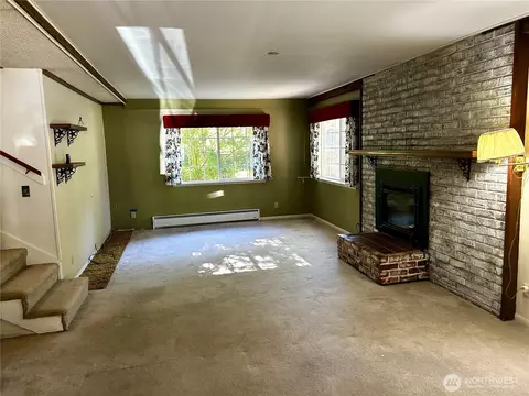Living - 1191 Towne Rd, Sequim, WA 98382 photo 1 of 5