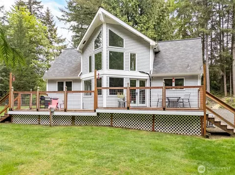 9393 Phillips Rd SE, Port Orchard, WA 98367