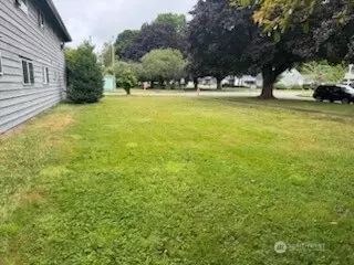 1269 8th Ave, Longview, WA 98632 photo 2