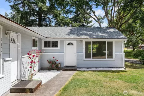 9221 9223 North Lake Dr SW, Lakewood, WA 98498