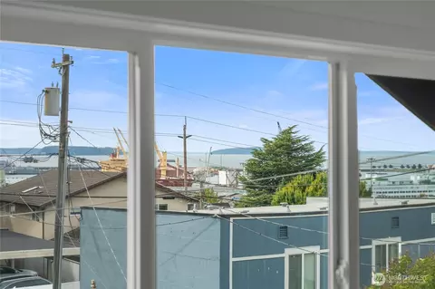 View/Area - 2928 Nassau St, Everett, WA 98201 photo 1 of 4