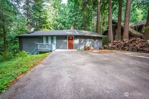 13 N Summit Dr, Bellingham, WA 98229