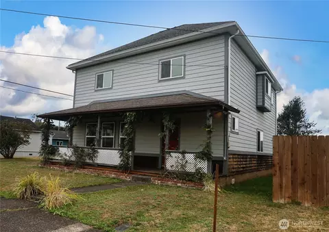 408 F St, Cosmopolis, WA 98537