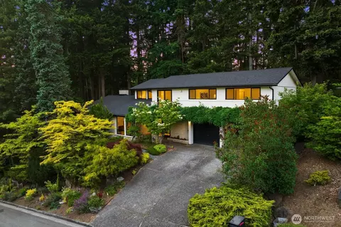 3636 NE 169th St, Lake Forest Park, WA 98155