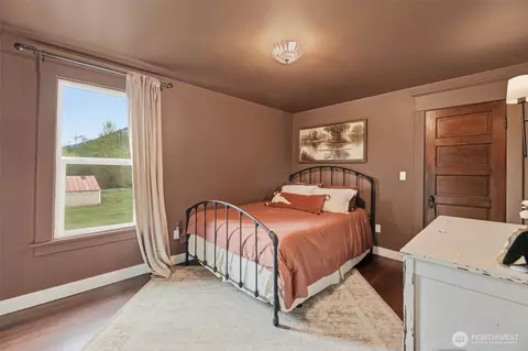 Bedroom - 307 Maple St, Hamilton, WA 98255 photo 5 of 7
