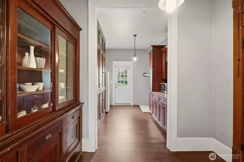 Entry Way - 307 Maple St, Hamilton, WA 98255 photo 1 of 5