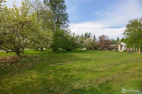 Exterior - 307 Maple St, Hamilton, WA 98255 photo 6 of 9