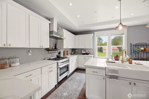 Kitchen - 307 Maple St, Hamilton, WA 98255 photo 4 of 4