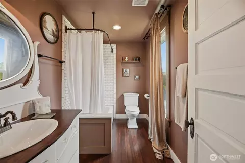 Bath - 307 Maple St, Hamilton, WA 98255 photo 4 of 4
