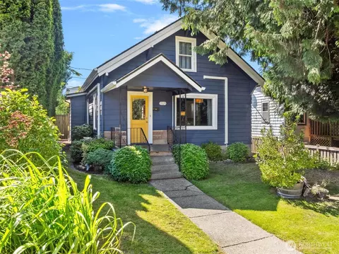 7729 12th Ave SW, Seattle, WA 98106