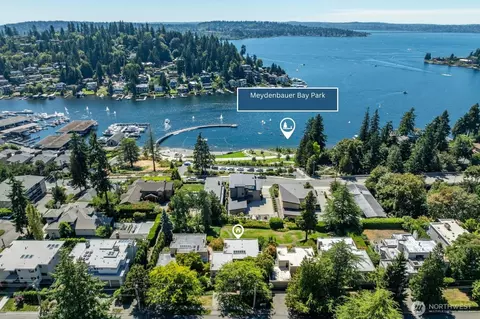 9829 NE 1st St, Bellevue, WA 98004